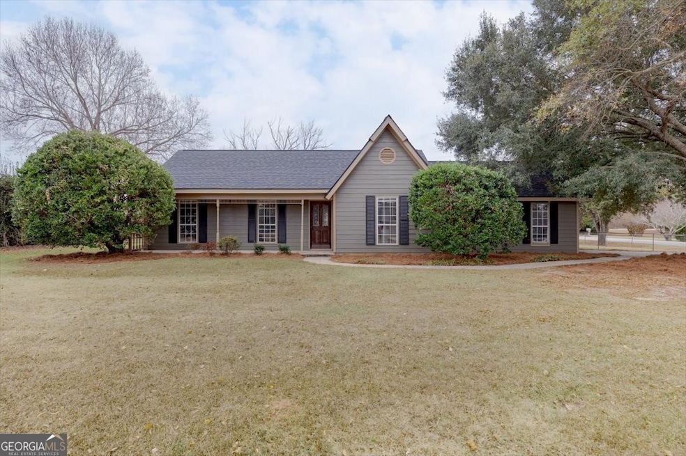 102 Sleepy Ln, Warner Robins, GA 31088 - photo 1