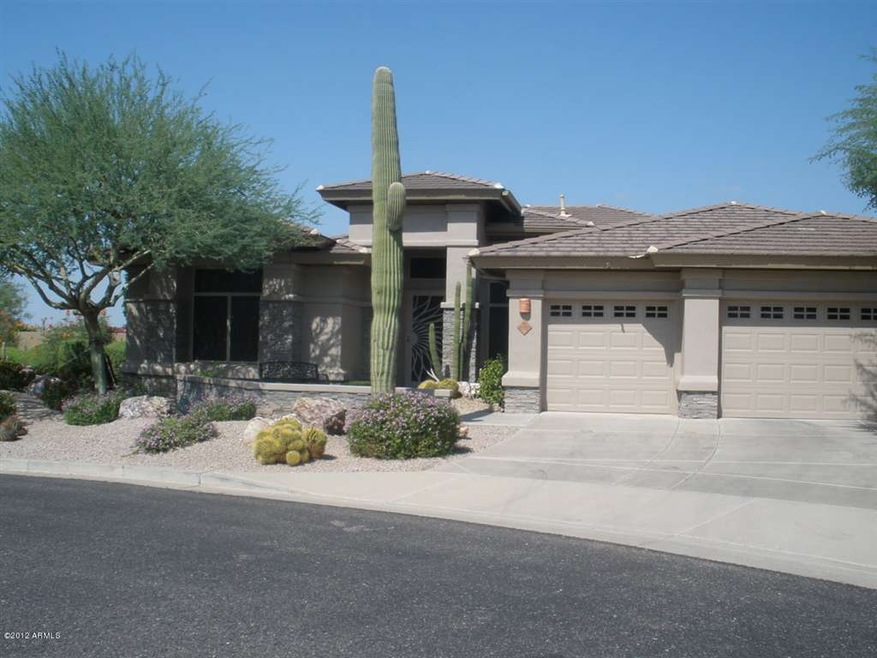 BEAUTIFUL HOUSE WITH LOTS OF STONE WORK