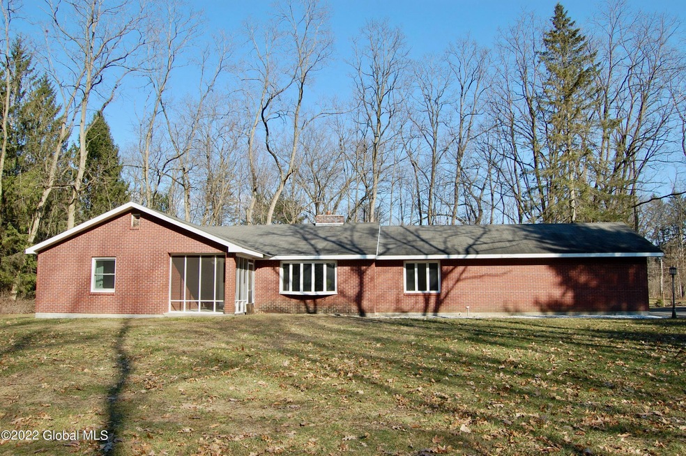 34 Smith Bridge Rd, Saratoga Springs, NY 12866 - photo 1