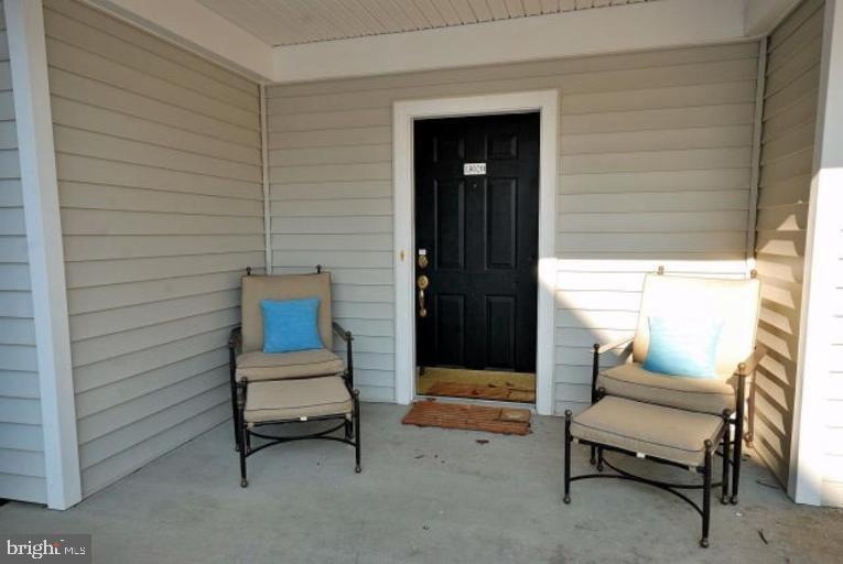 13020 Cabin Creek Rd, Herndon, VA 20171 - photo 1