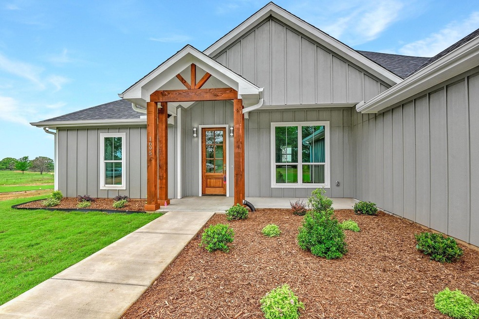 1695 Desvoignes Rd, Denison, TX 75021 - photo 1