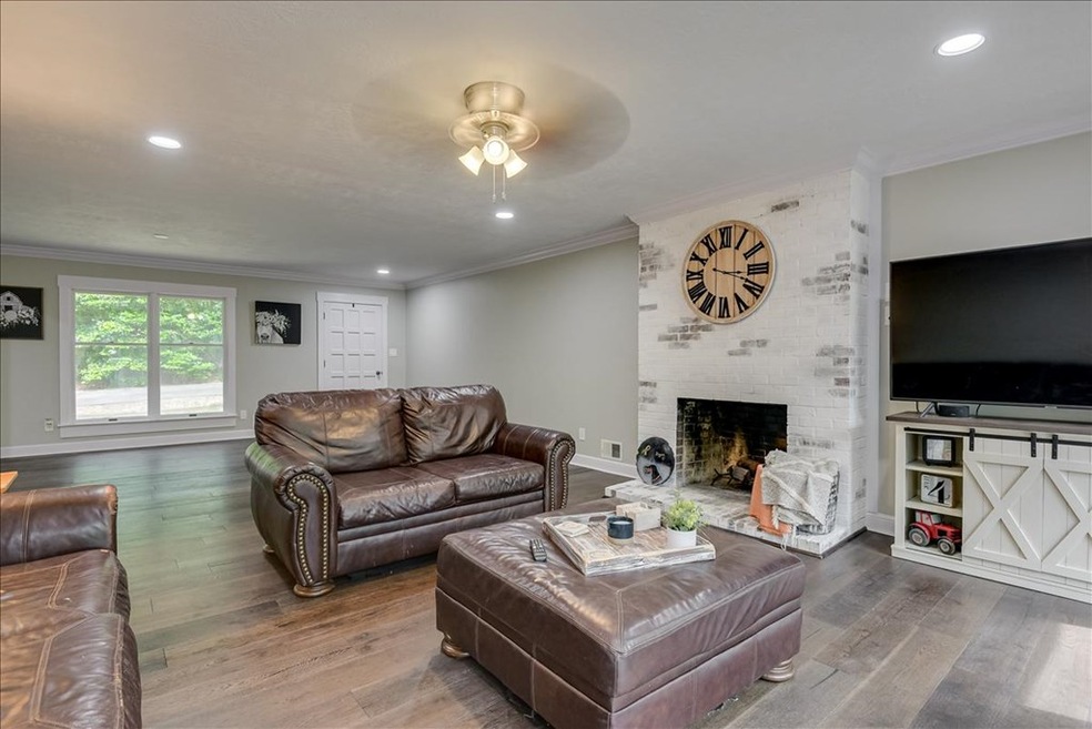 4885 Hereford Farm Rd, Evans, GA 30809 - photo 1