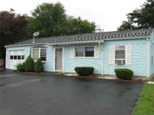 59 Laurie Ln, Lowell, MA 01854 - photo 1