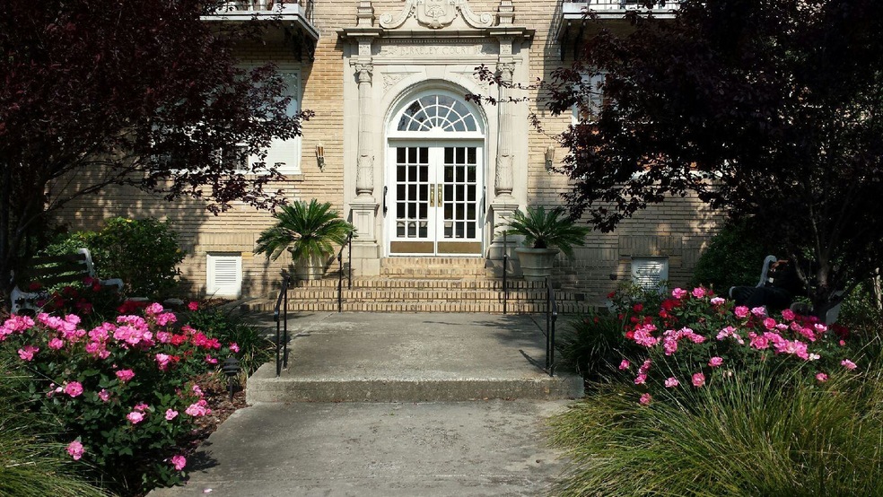 Berkely Court front door