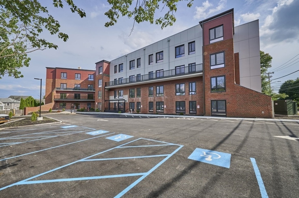 Pending $365,000 • Co-Listing Agent