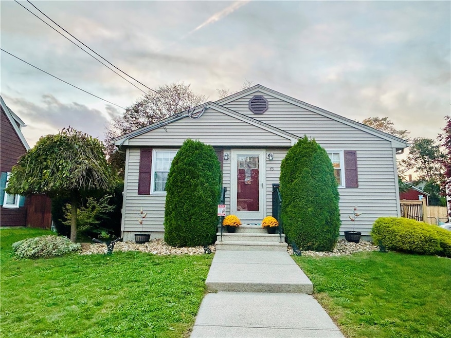 45 Providence Ave, Riverside, RI 02915 - photo 1