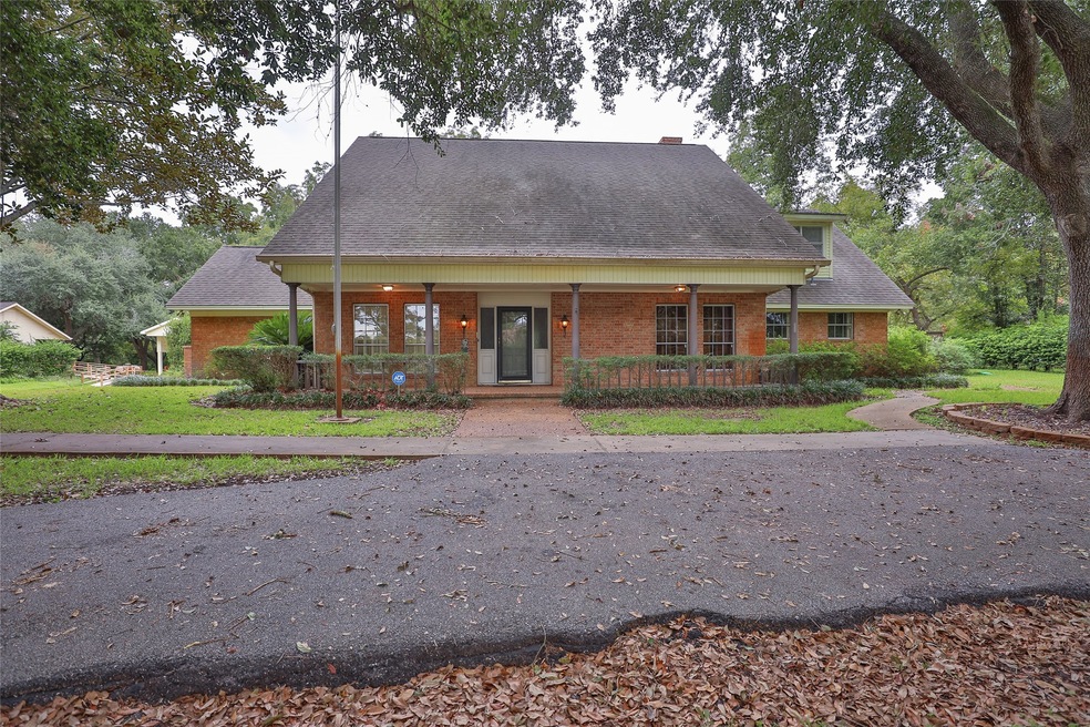 227 Fm 723 Rd, Rosenberg, TX 77471 - photo 1