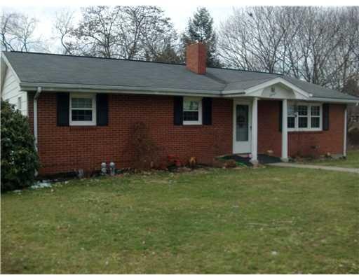 4 Winchester Rd, Indiana, PA 15701 - photo 1