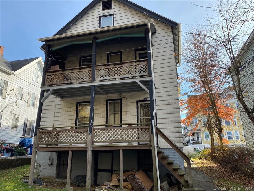 82 Fairview St, Waterbury, CT 06710 - photo 1