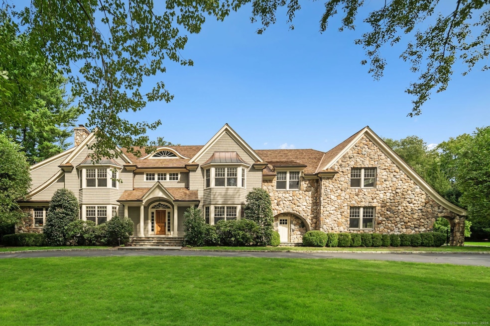 Conveniently Located in the heart of Darien. Close