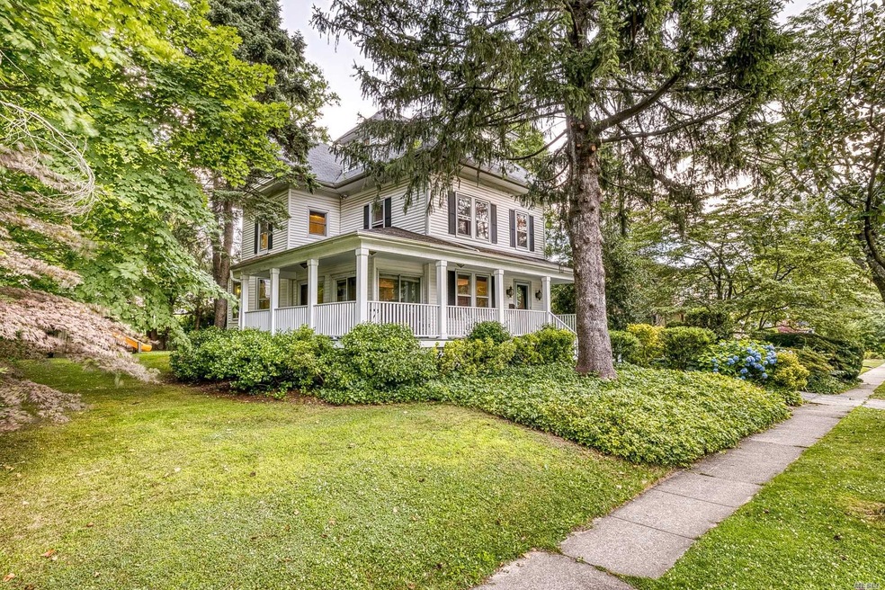 105 Murray Ave, Port Washington, NY 11050 - photo 1