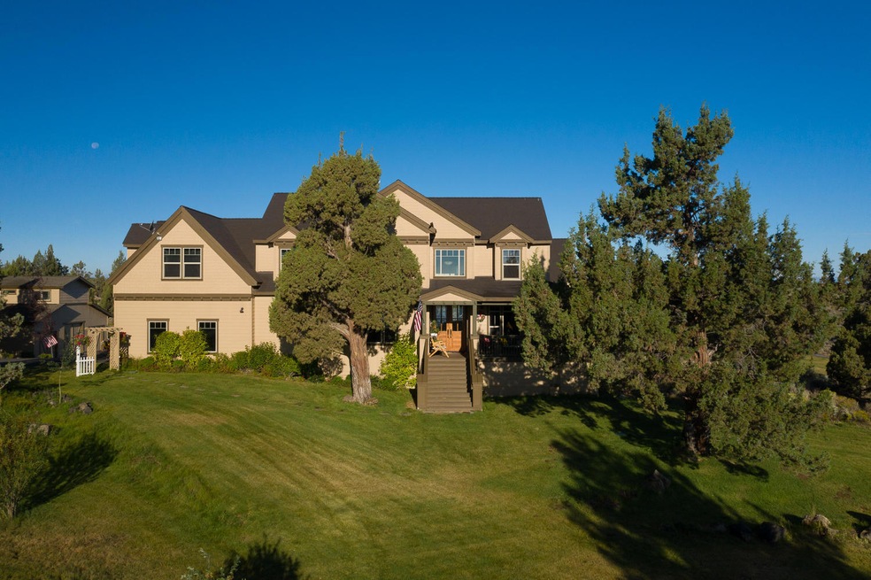 24442 Dodds Rd, Bend, OR 97701 - photo 1