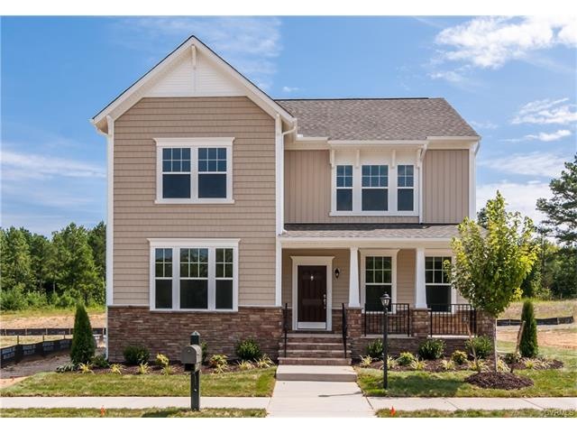 Blakely Floor Plan by HHHunt Homes.Photos are from