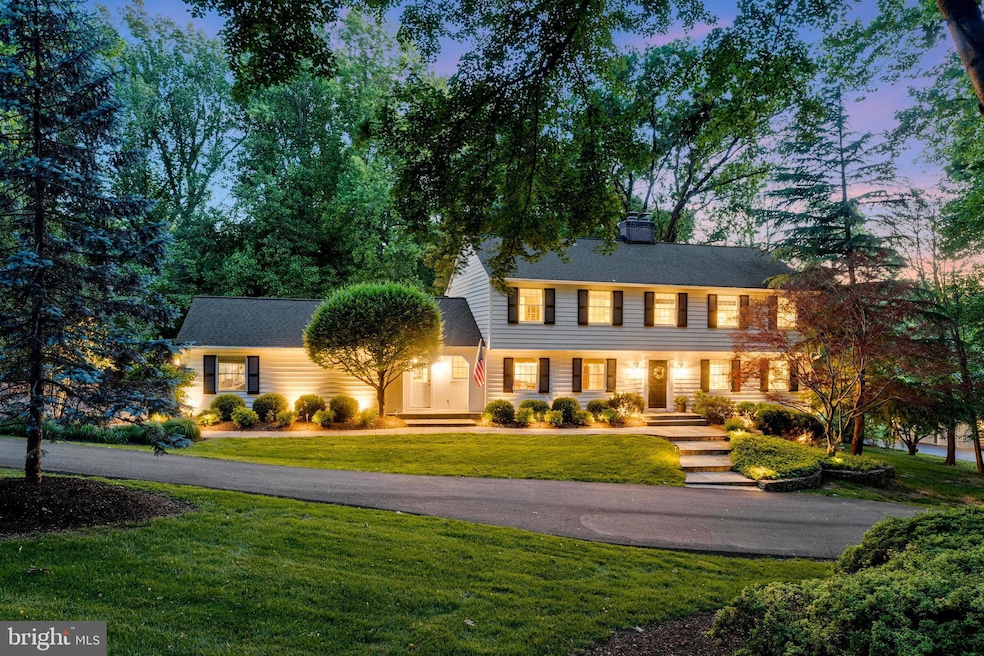 Sold $1,950,000 • Co-Listing Agent