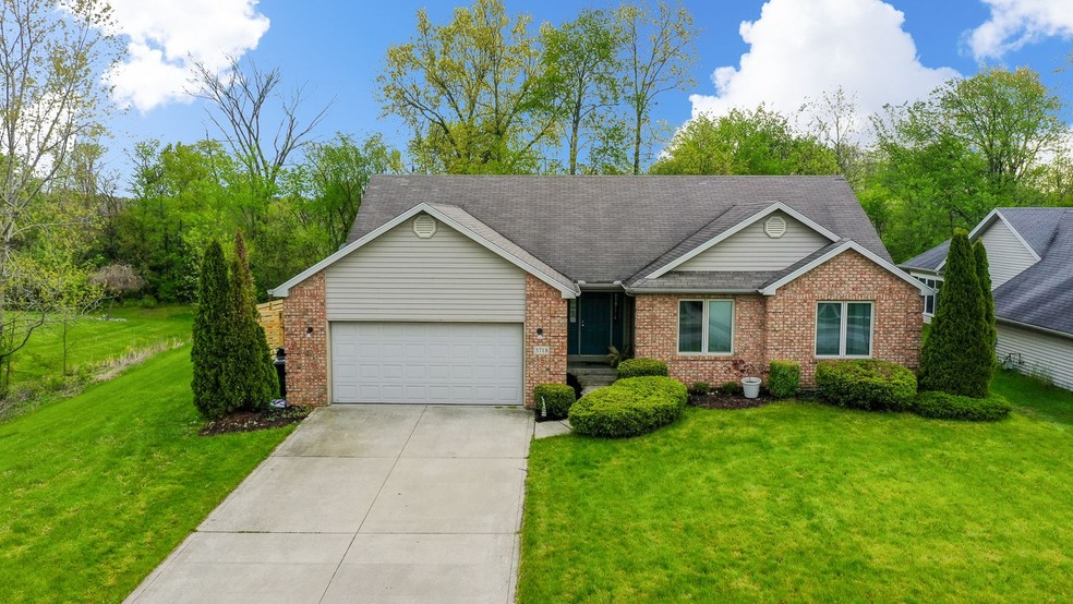 5718 Fox Mill Run, Fort Wayne, IN 46835 - photo 1
