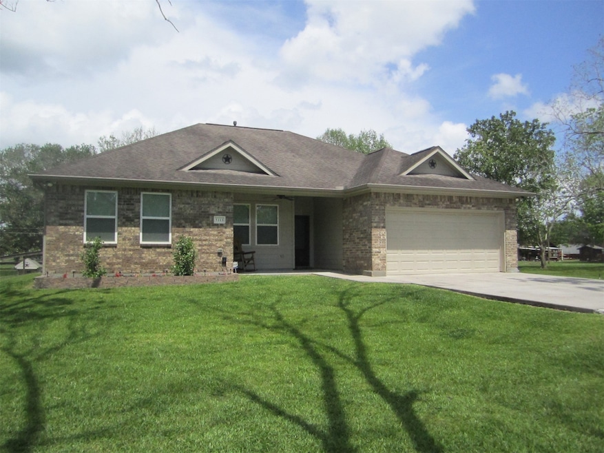 5113 County Road 166, Alvin, TX 77511 - photo 1