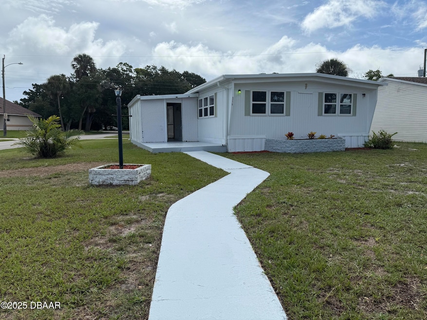 For Sale $117,000 • Co-Listing Agent