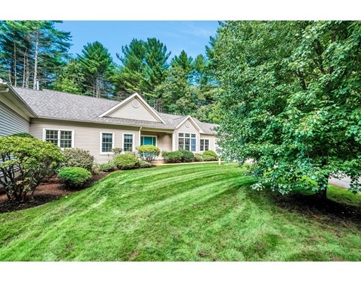 8 Emery Rd unit 8, Bedford, MA 01730 - photo 1