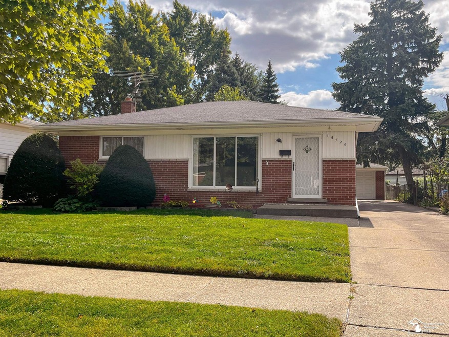 15726 Dugan St, Roseville, MI 48066 - photo 1