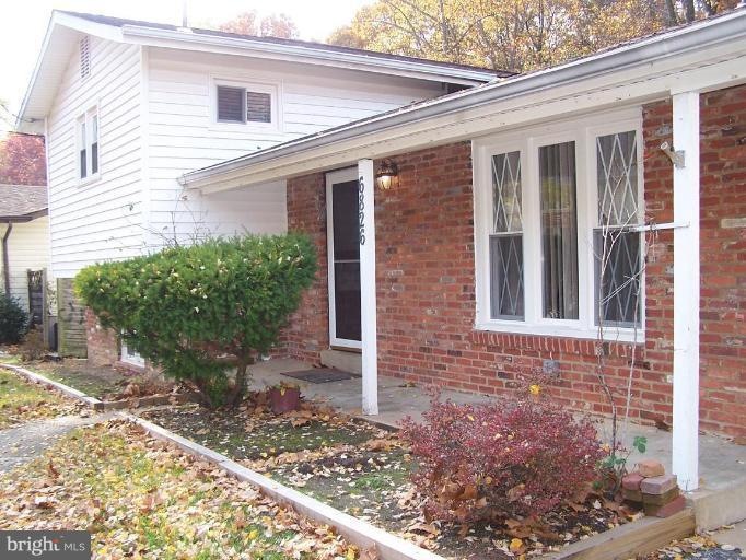 6826 Nashville Rd, Lanham, MD 20706 - photo 1