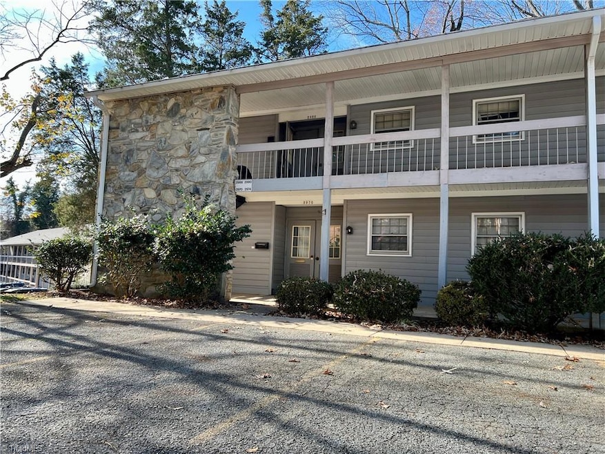 2970 Carriage Dr, Winston Salem, NC 27106 - photo 1