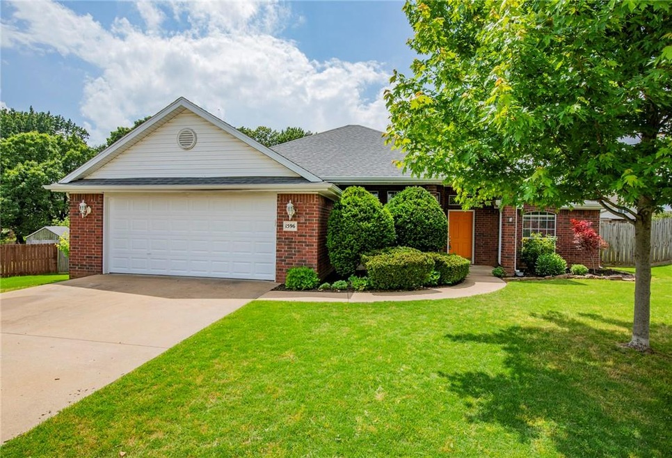 1596 London Terrace, Springdale, AR 72764 - photo 1