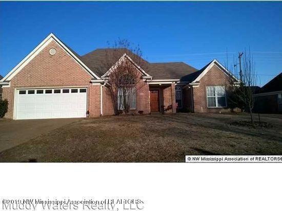LACEE LANE PIC 1