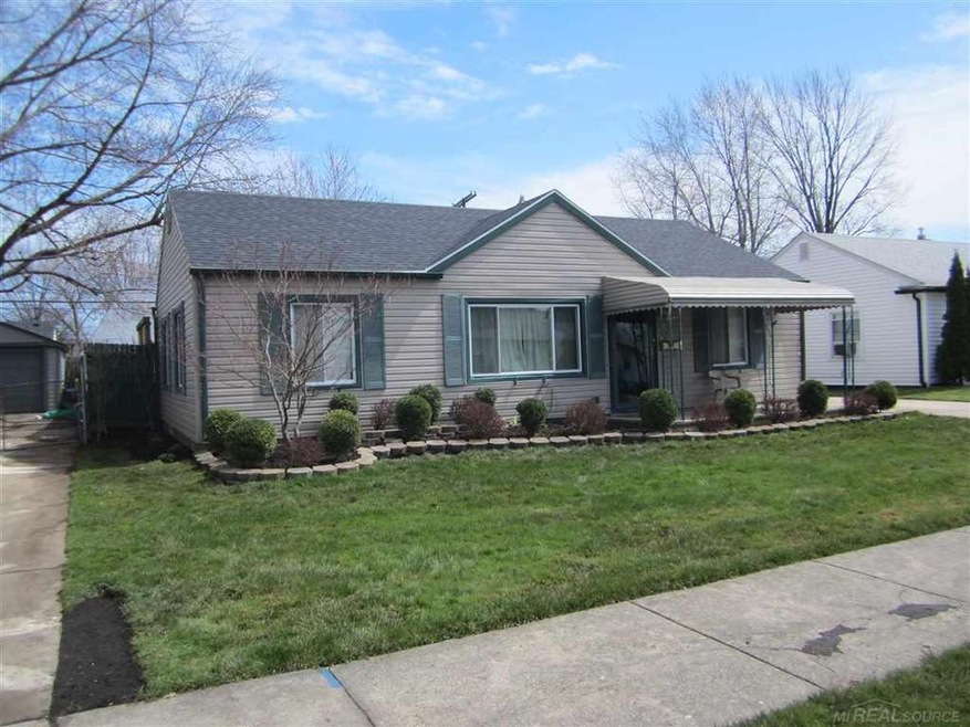 26540 Grandmont St, Roseville, MI 48066 - photo 1