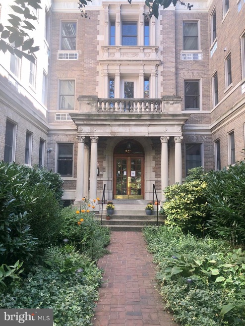 2415 20th St NW unit B1, Washington, DC 20009 - photo 1