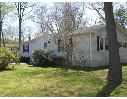 18 Baywood St, Rockland, MA 02370 - photo 1