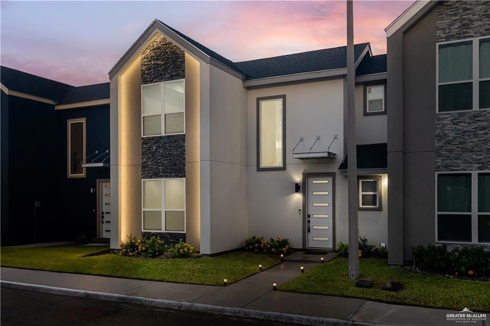 For Rent $1,975/month