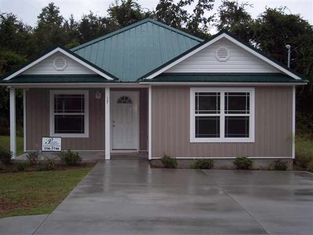 17 Ruby Ln, Crawfordville, FL 32327 - photo 1