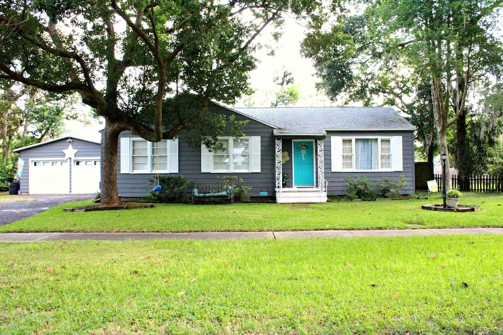 2233 Lake Shore Blvd, Jacksonville, FL 32210 - photo 1