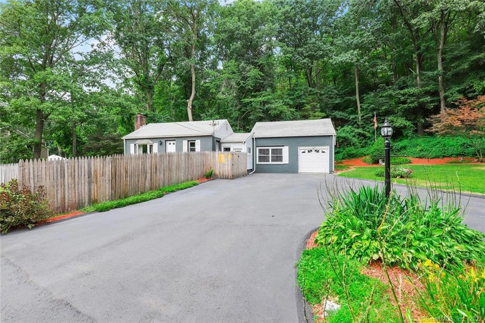 9 Mountain Orchard Rd, Bethel, CT 06801 - photo 1