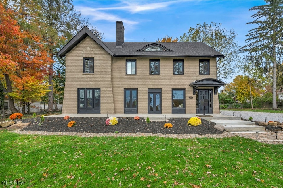 1555 W Market St, Akron, OH 44313 - photo 1