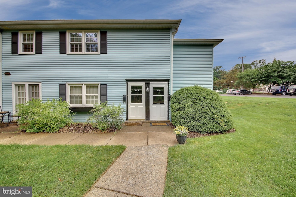 104 Yardley Commons, Yardley, PA 19067 - photo 1