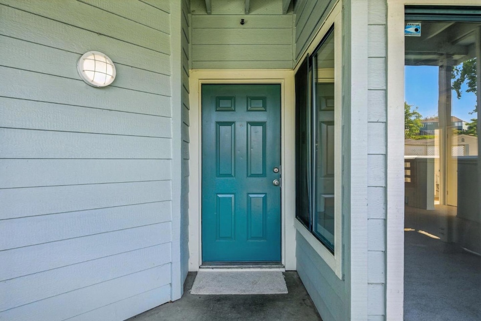 1201 Glen Cove Pkwy unit 1001, Vallejo, CA 94591 - photo 1