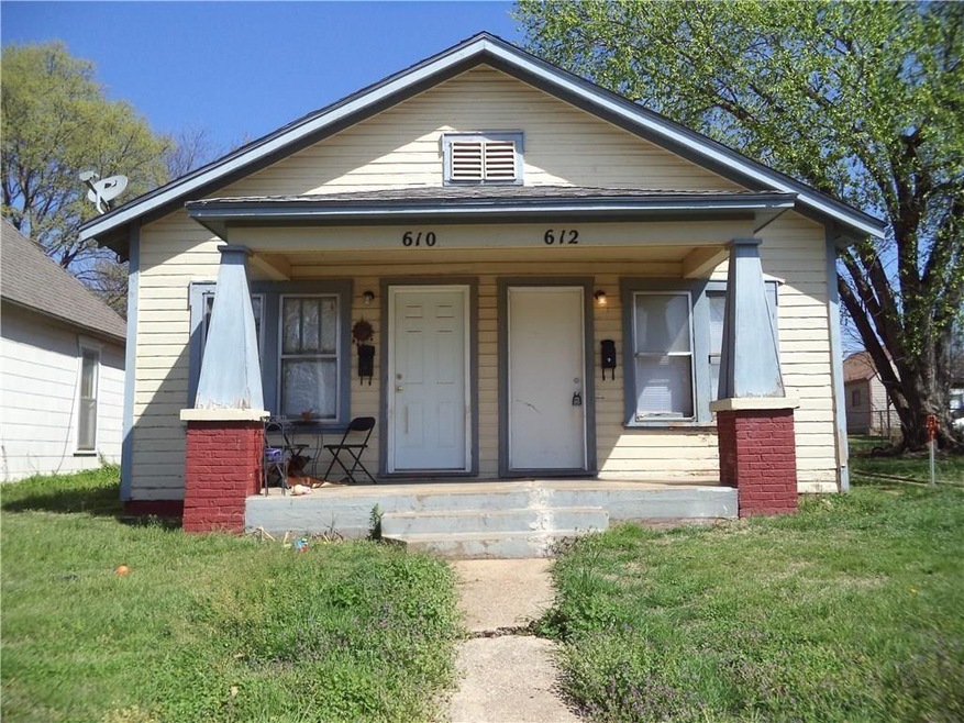 610 E Harrison Ave unit 1, Guthrie, OK 73044 - photo 1