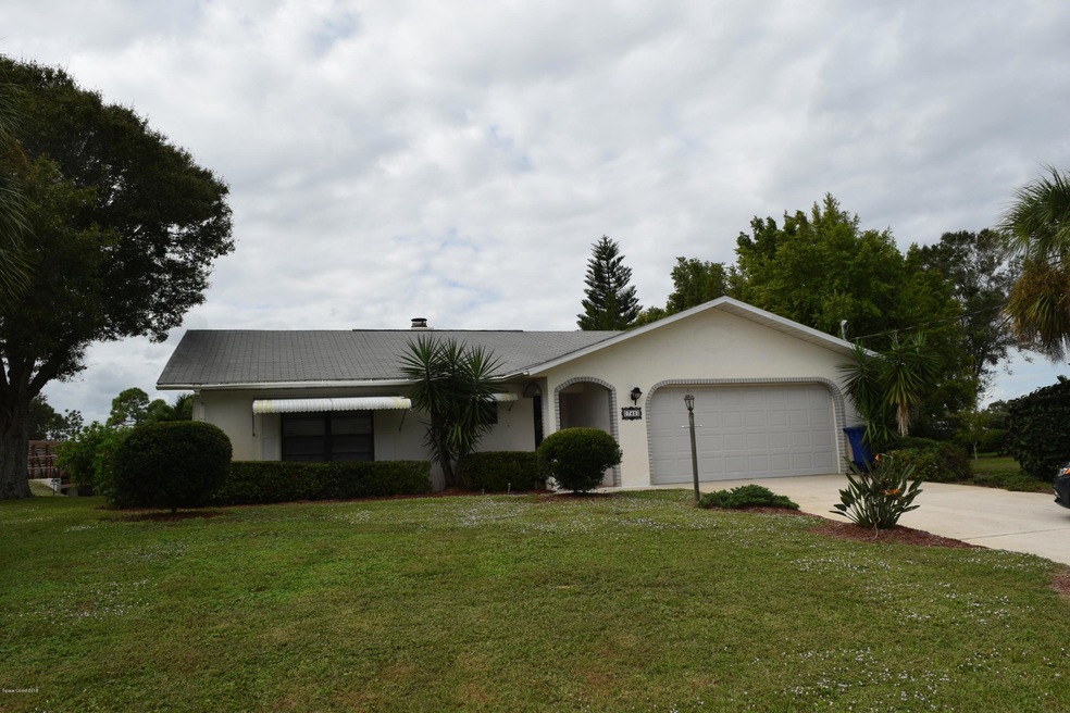 745 Wimbrow Dr, Sebastian, FL 32958 - photo 1