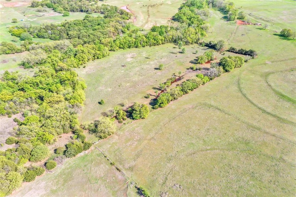 Drone / aerial view featuring a rural view