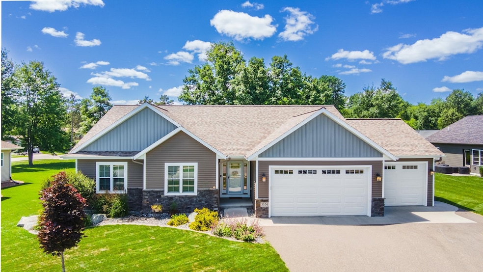Under Contract $469,900