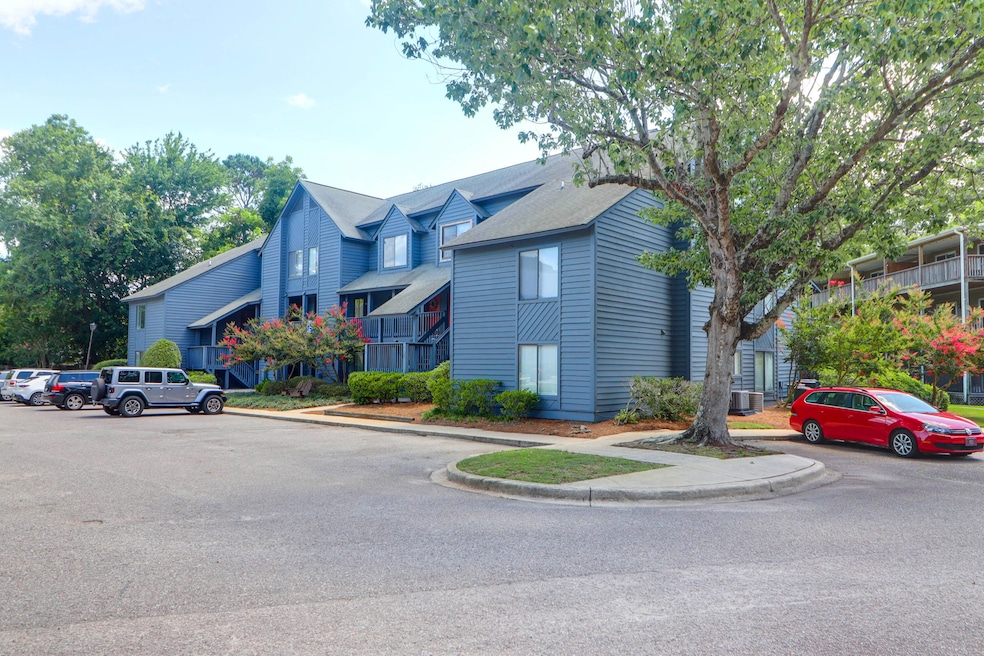 1530 Fort Johnson Rd unit 2M, Charleston, SC 29412 - photo 1