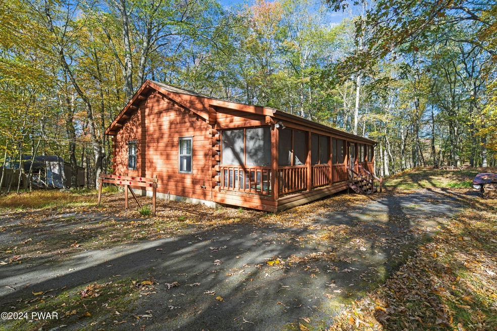 109 Westwood Cir, Dingmans Ferry, PA 18328 - photo 1