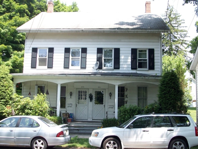 449-451 Delaware Ave, Belvidere, NJ 07823 - photo 1