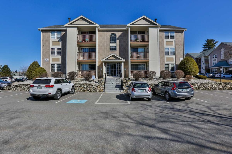 207 Cannongate III, Nashua, NH 03063 - photo 1