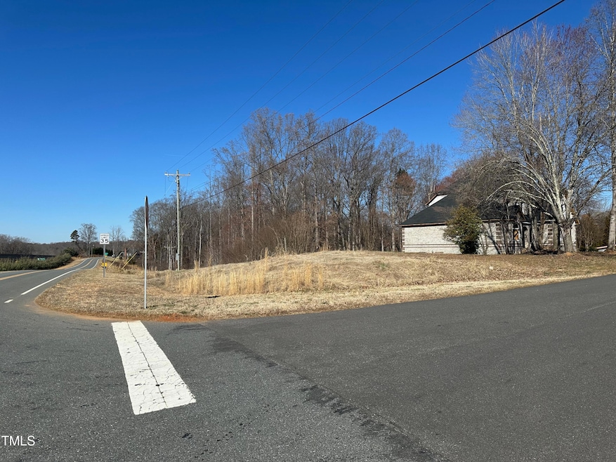 501 Buck Run Dr, Kernersville, NC 27284 - photo 1