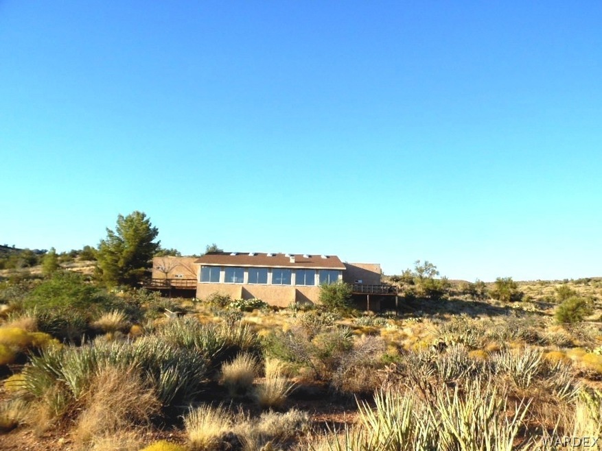3370 N. Chisholm Trl.
