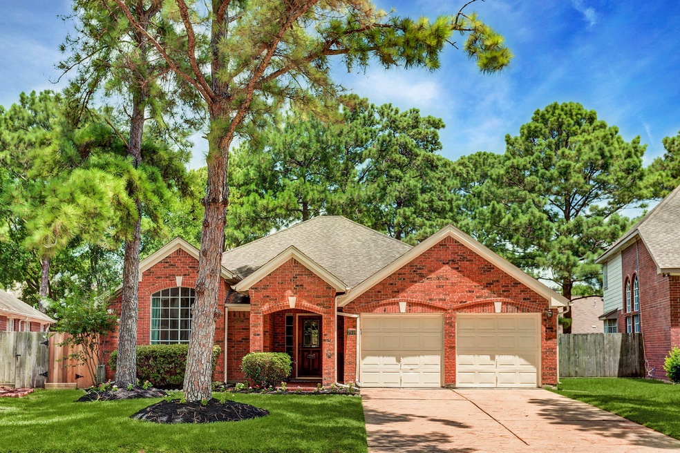 7919 Hidden Oaks Ln, Houston, TX 77095 - photo 1