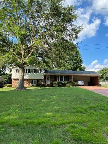 816 Waters St, Shelby, NC 28152 - photo 1