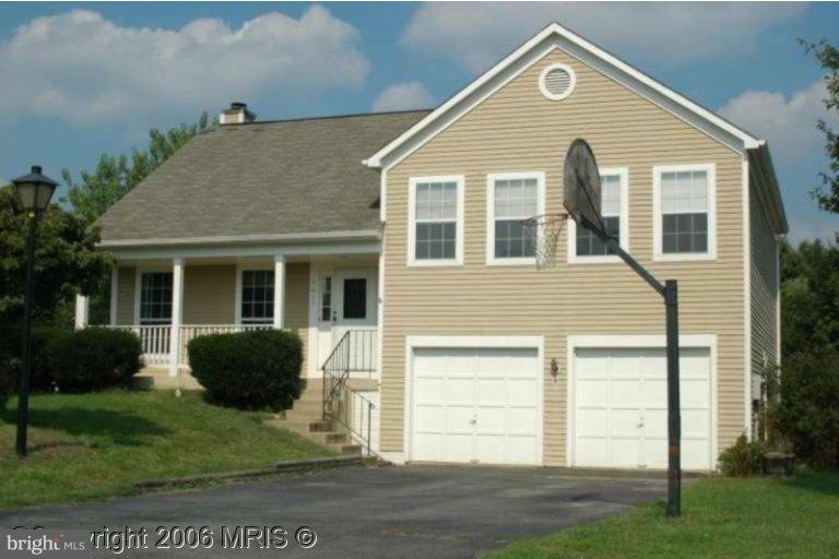 7611 Brixton Dr, Fredericksburg, VA 22407 - photo 1